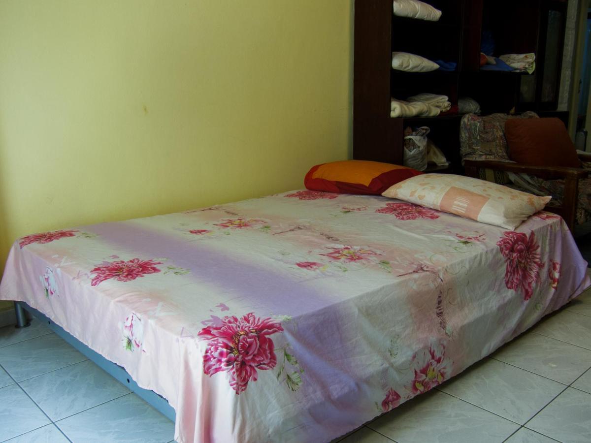 Birbili Youth Guest House 雅典 外观 照片